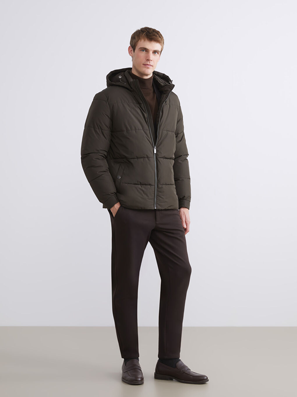 Haki Standart Kalıp Kapüşonlu Erkek Şişme Mont-1