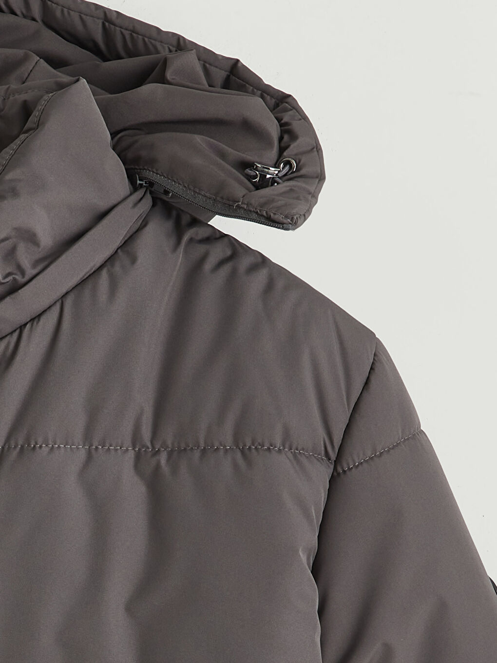 Gri Standart Kalıp Kapüşonlu Erkek Şişme Mont-2