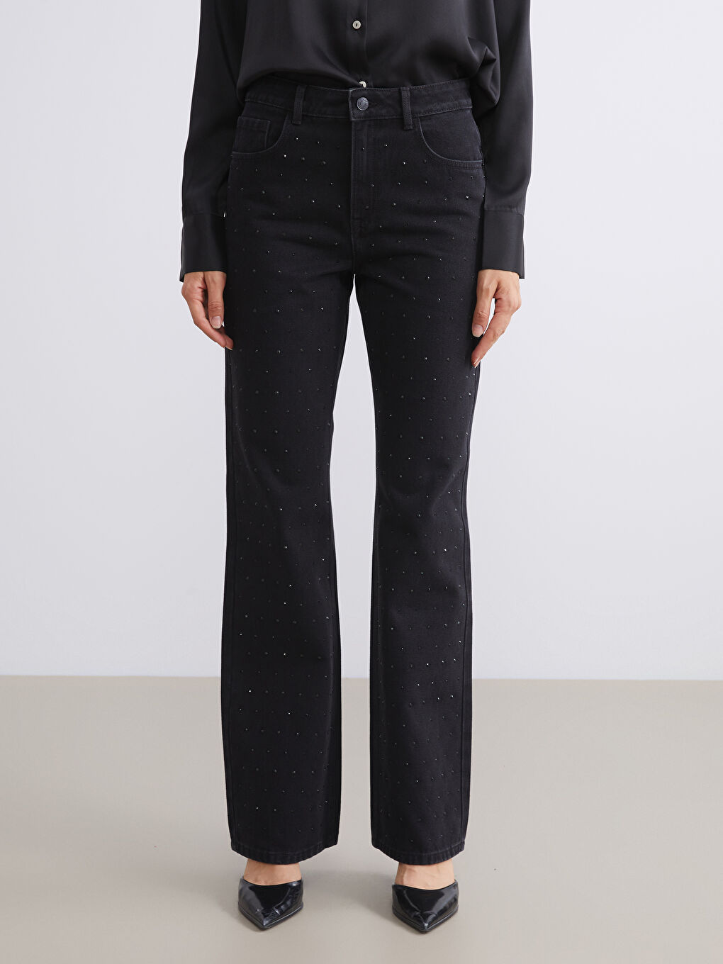 Straight Women's Jeans-1