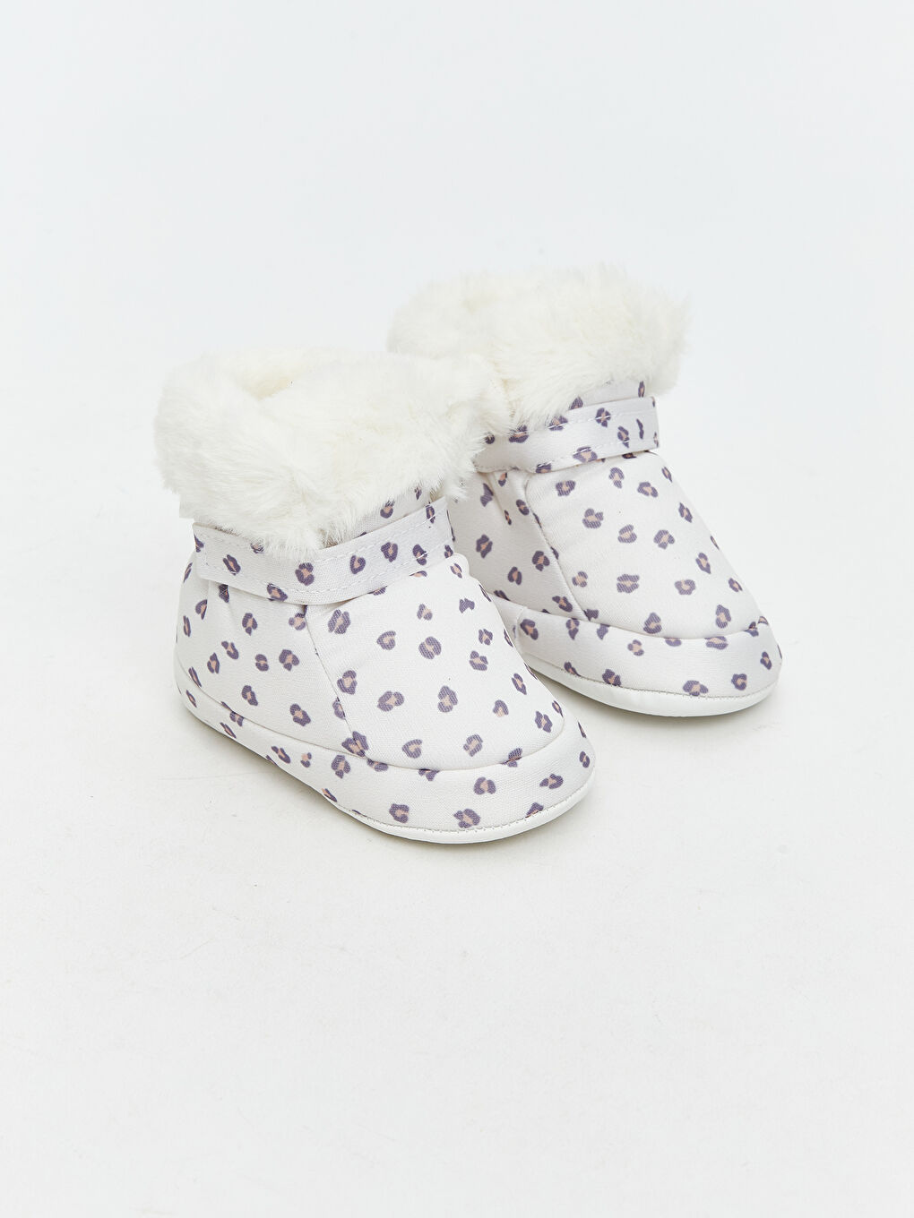 Ekru Desenli Kız Bebek Ev Botu
