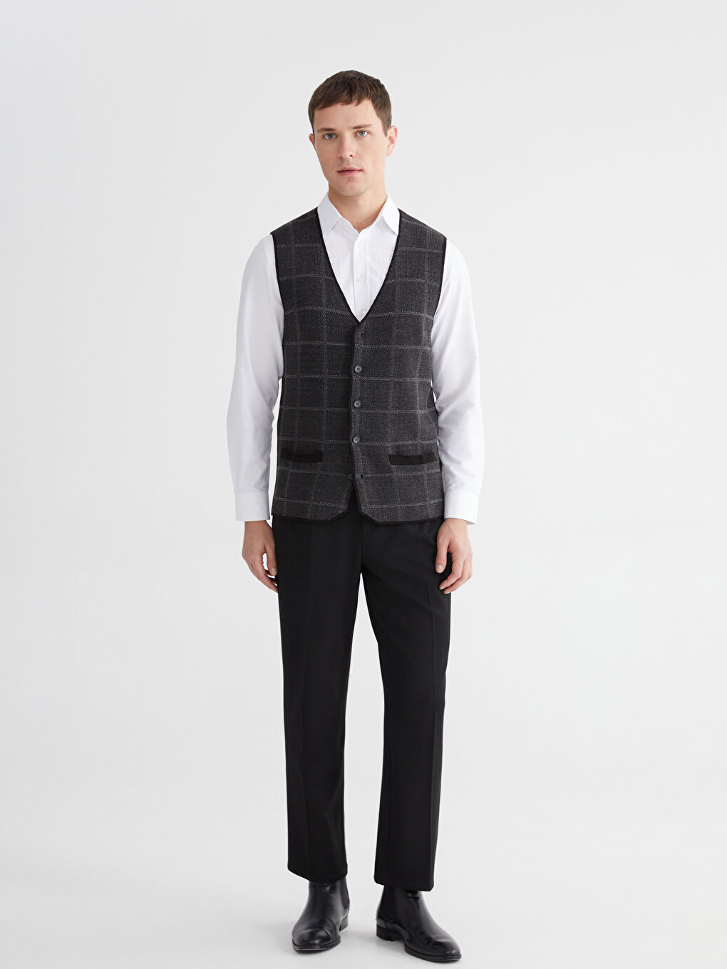 Siyah Standart Kalıp Erkek Klasik Yelek-1