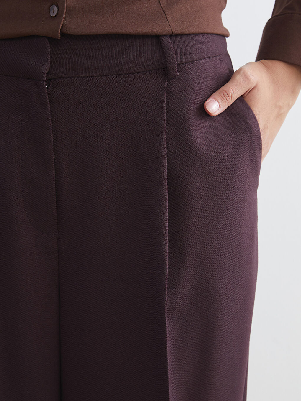 Loose Fit Wide Leg Women's Pleated Trousers-2