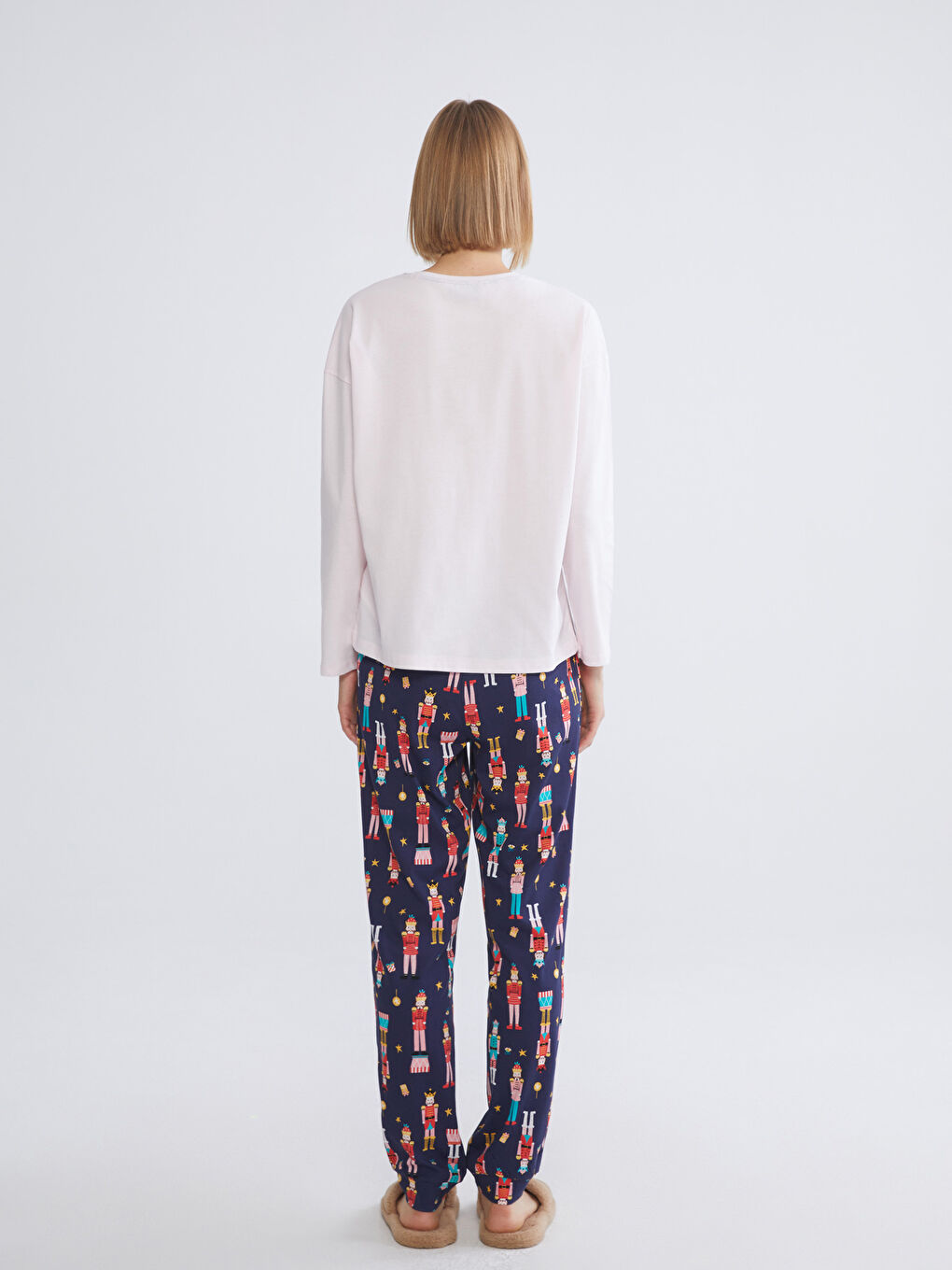 Crew Neck Printed Women's Pyjama Set-3