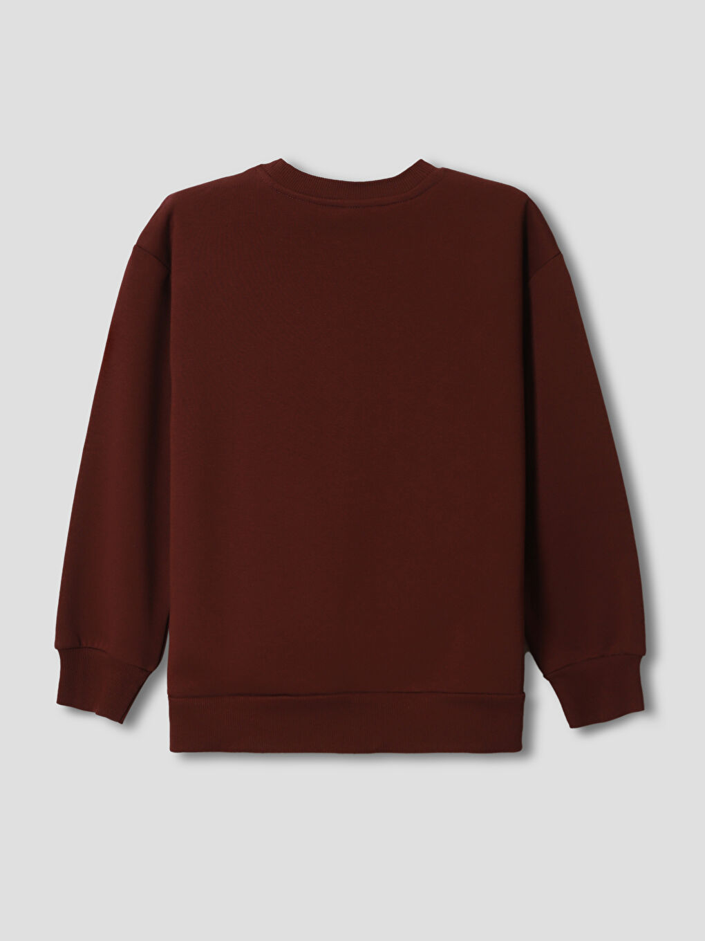 كنزة رياضية برقبة دائرية للبنات-1