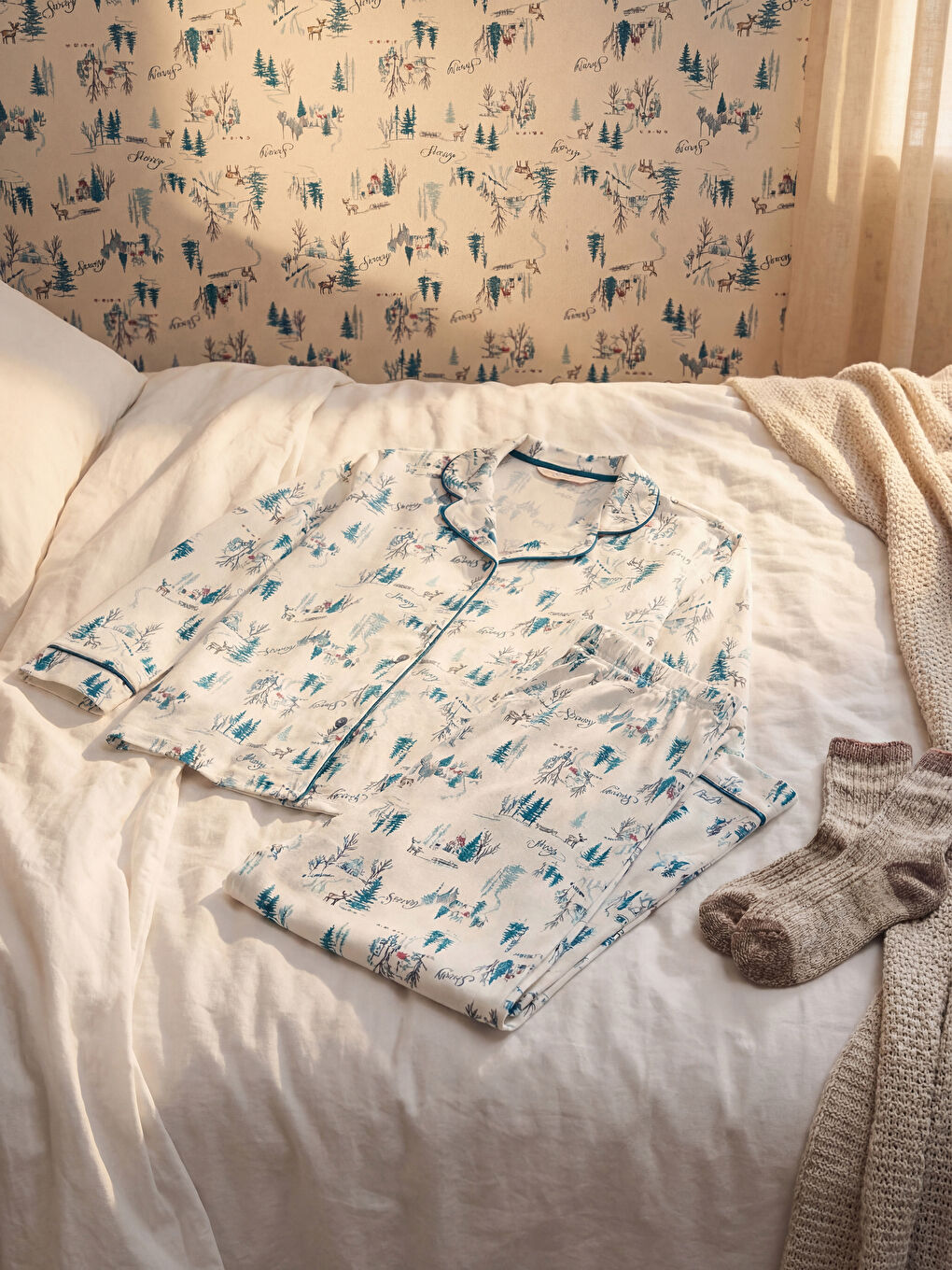 Ensemble de Pyjama à Col de Chemise Thème de Noël pour Femmes-1