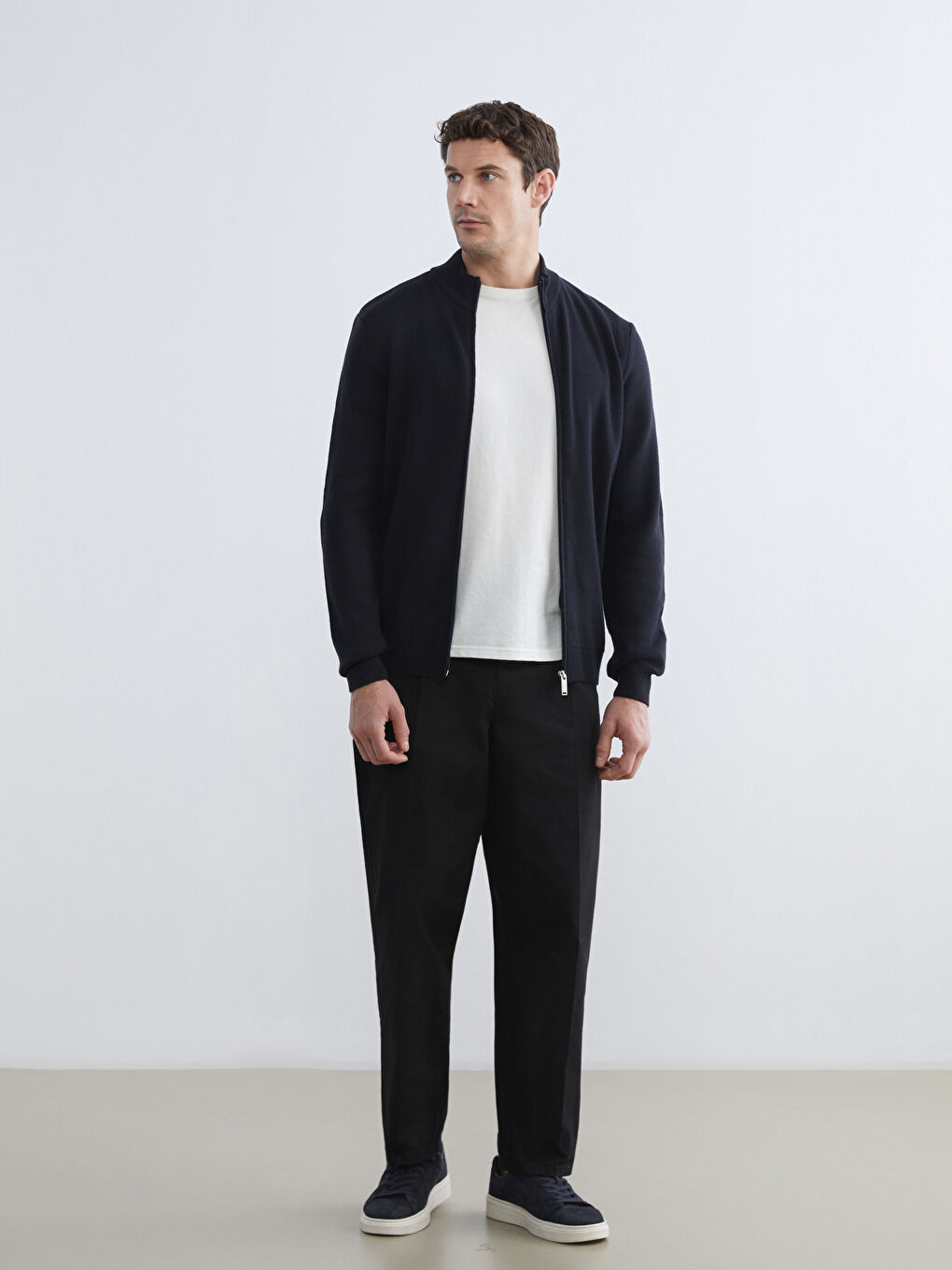 Lacivert Standart Kalıp Dik Yaka Erkek Triko Hırka-1