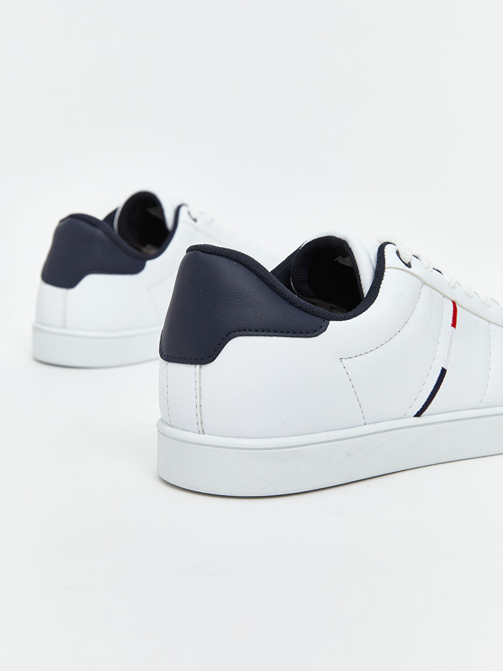 Beyaz Bağcıklı Erkek Spor Ayakkabı-4