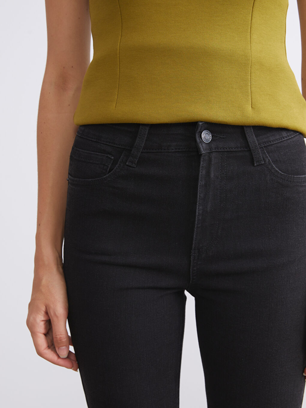جينز أسود امرأة-2