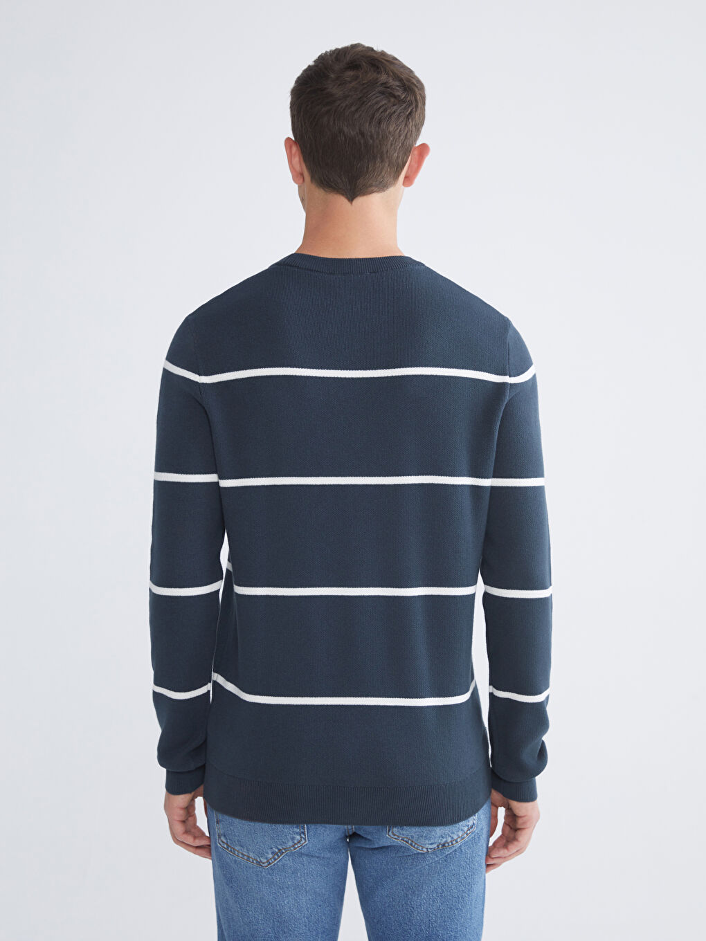Crew Neck Striped Men's Knitwear Sweater-3