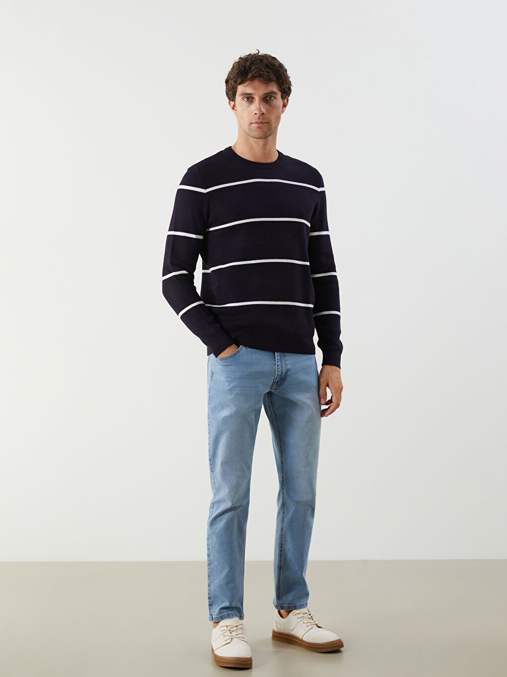 بلوز یه‌خه‌ خڕ خەتخەت بۆ پیاوان تریکۆ-1