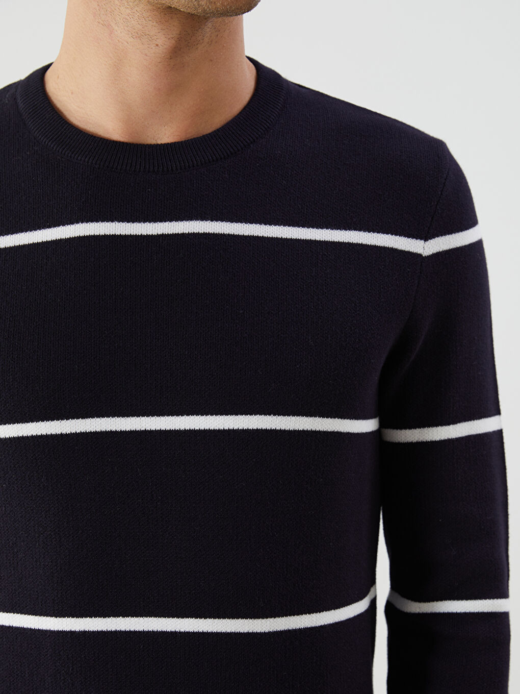 بلوز یه‌خه‌ خڕ خەتخەت بۆ پیاوان تریکۆ-2