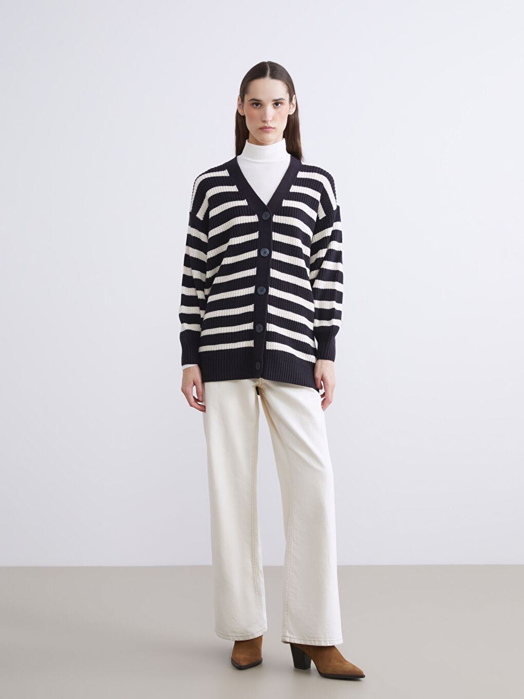 V Neck Striped Women's Knitwear Cardigan-1