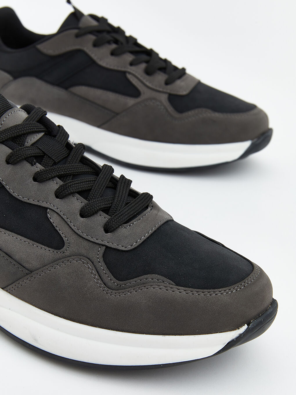 Siyah Bağcıklı Erkek Spor Ayakkabı-2