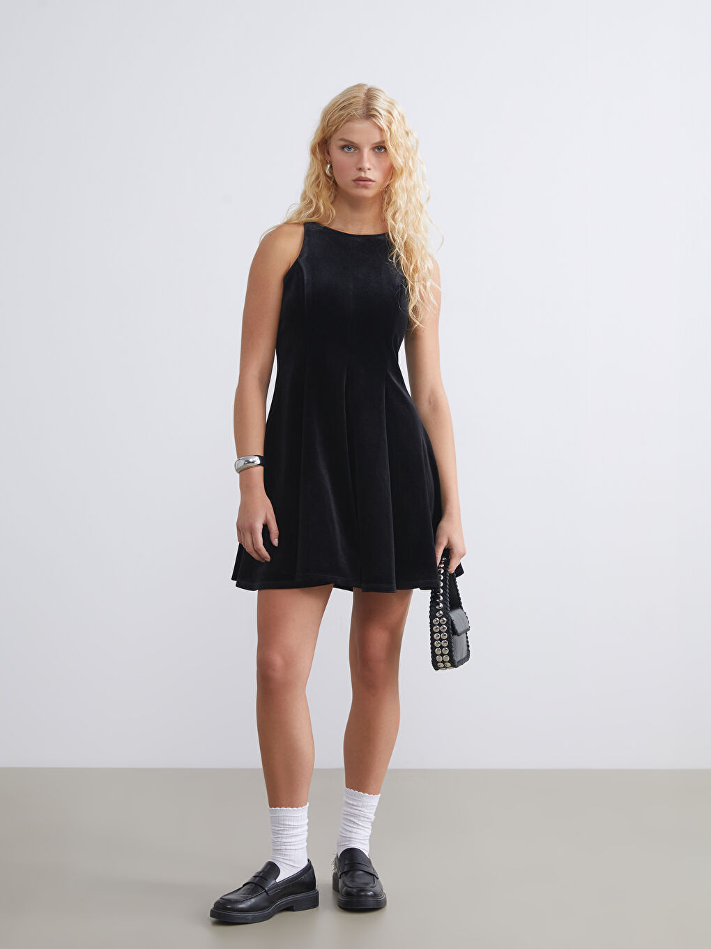 Žena CRNA Haljina-1