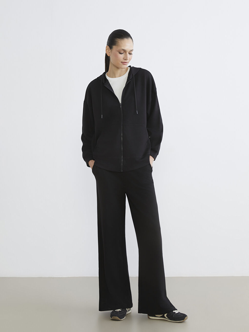 Elasticated Waist Wide Leg Women's Sweatpants