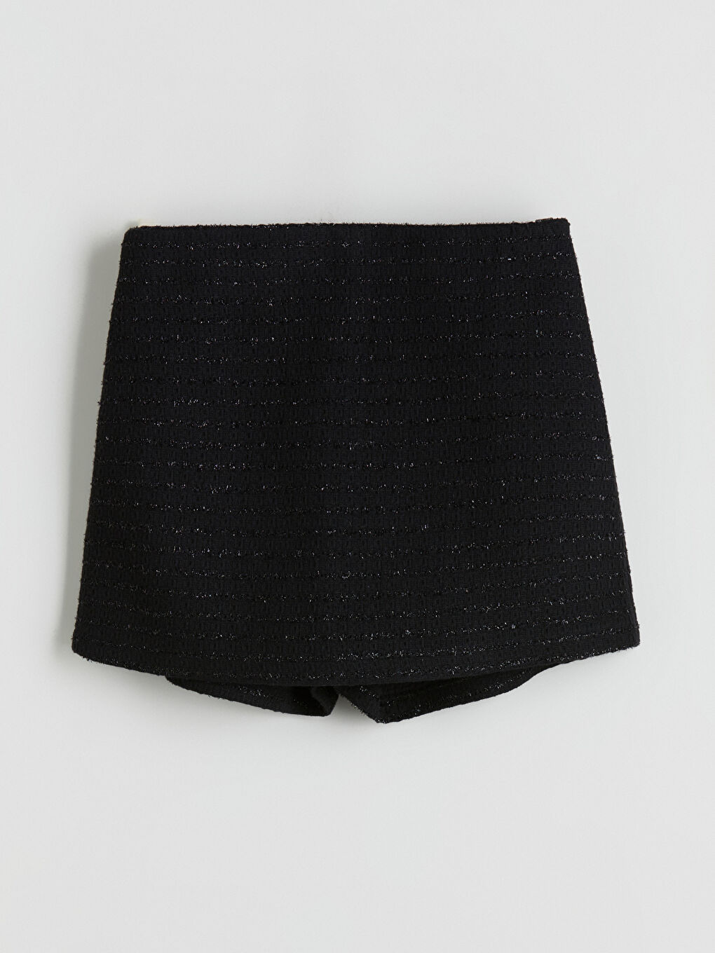 Woman BLACK Shorts-4