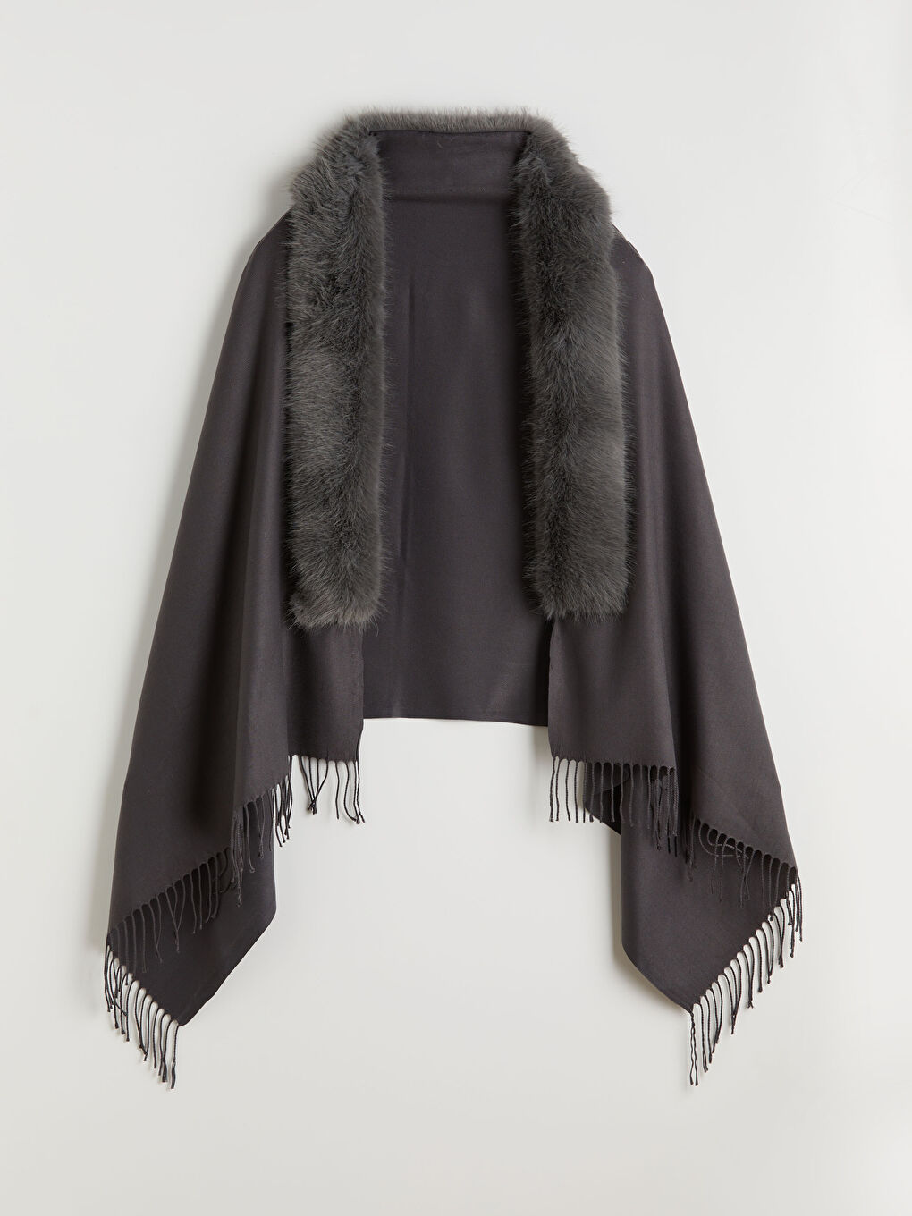 Gri Püsküllü Kadın Şal-3