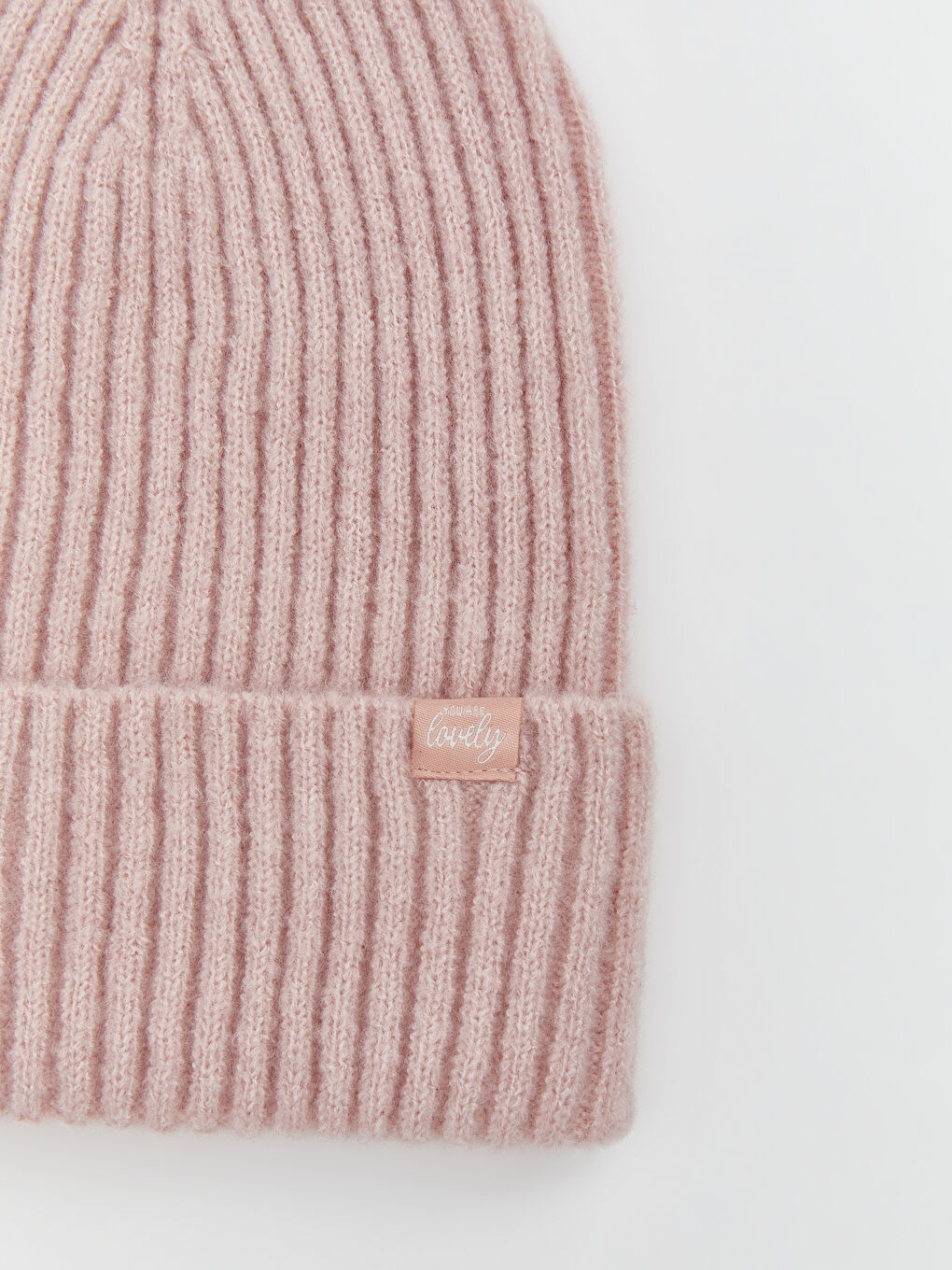 قبعة تريكو مْطَرّْز نساء-1