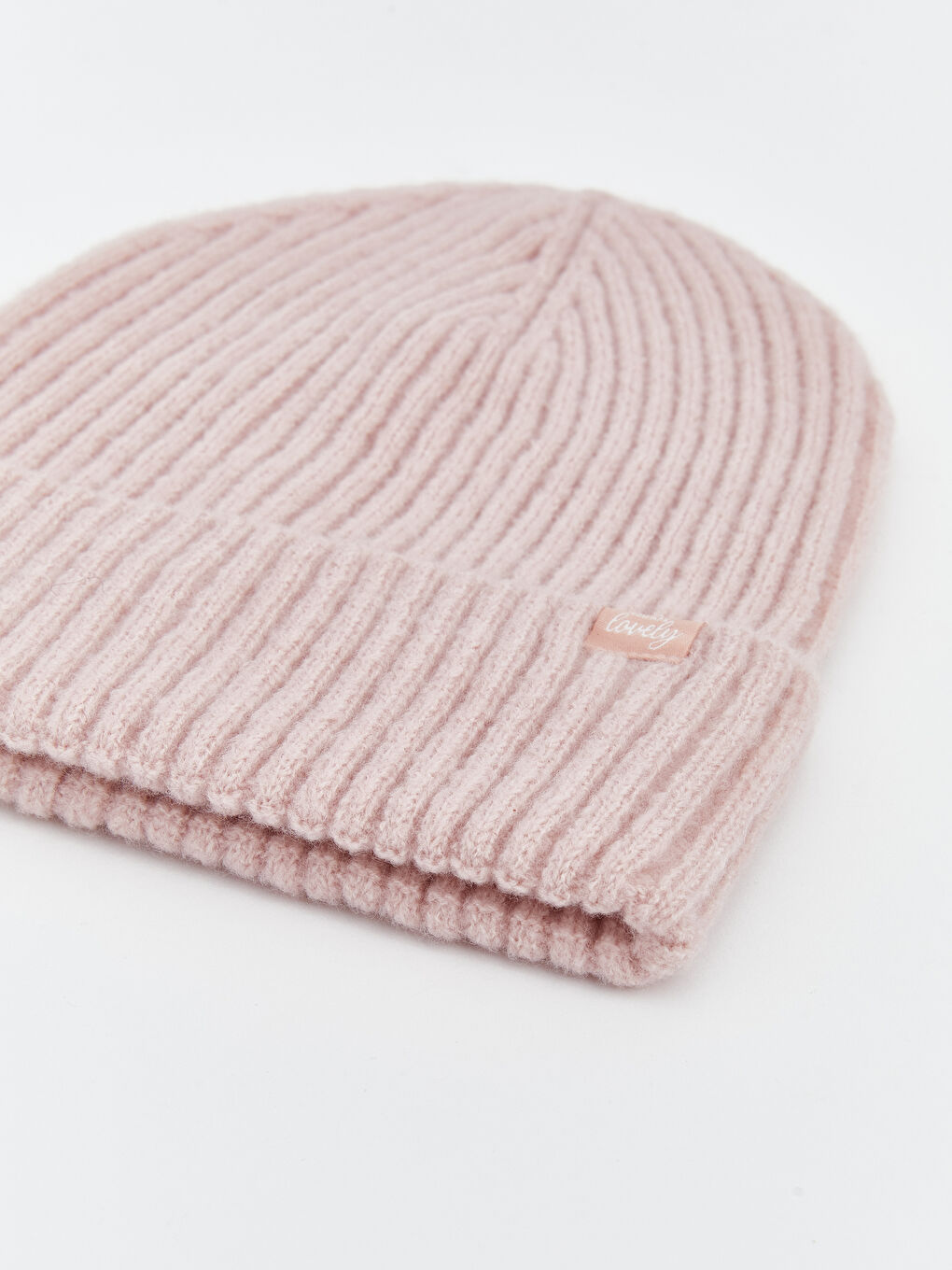 قبعة تريكو مْطَرّْز نساء-2