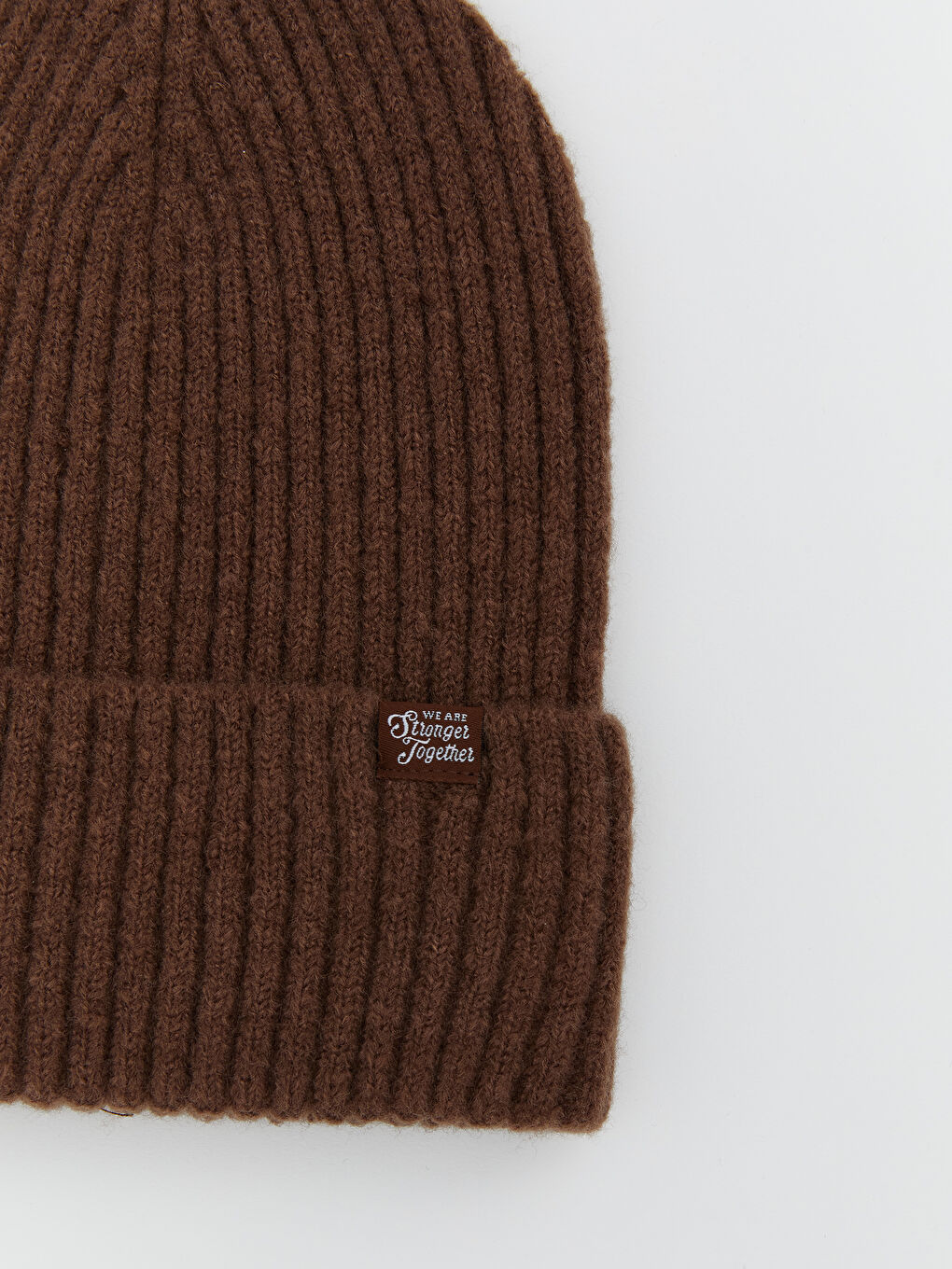 Вышитая Женская Трикотажная Шапка-1