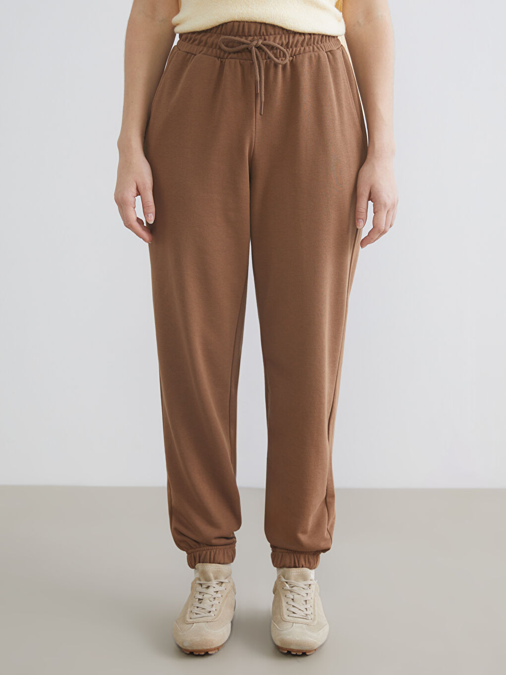 Elasticated Waist Women's Thick Jogger Sweatpants-1