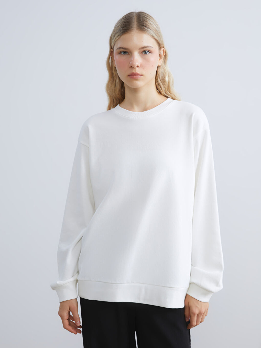 Sweat-shirt Oversize à Col Rond pour Femmes-1