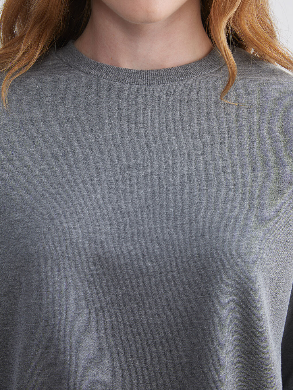 سويت شيرت واسع بياقة دائرية للسيدات-2