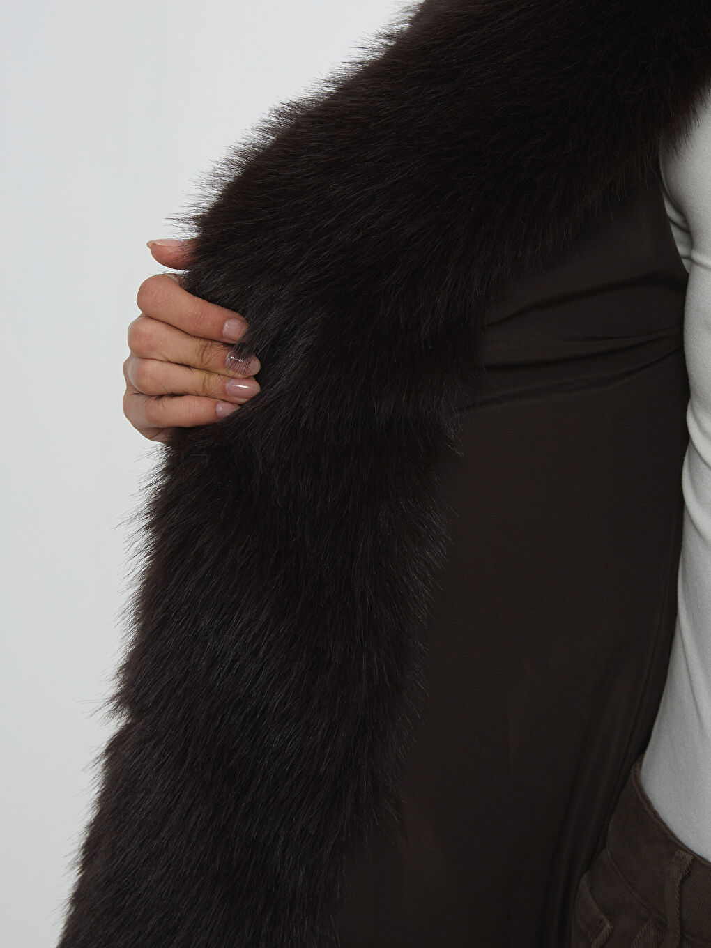 Kahverengi Ceket Yaka Kadın Kürk Mont-4