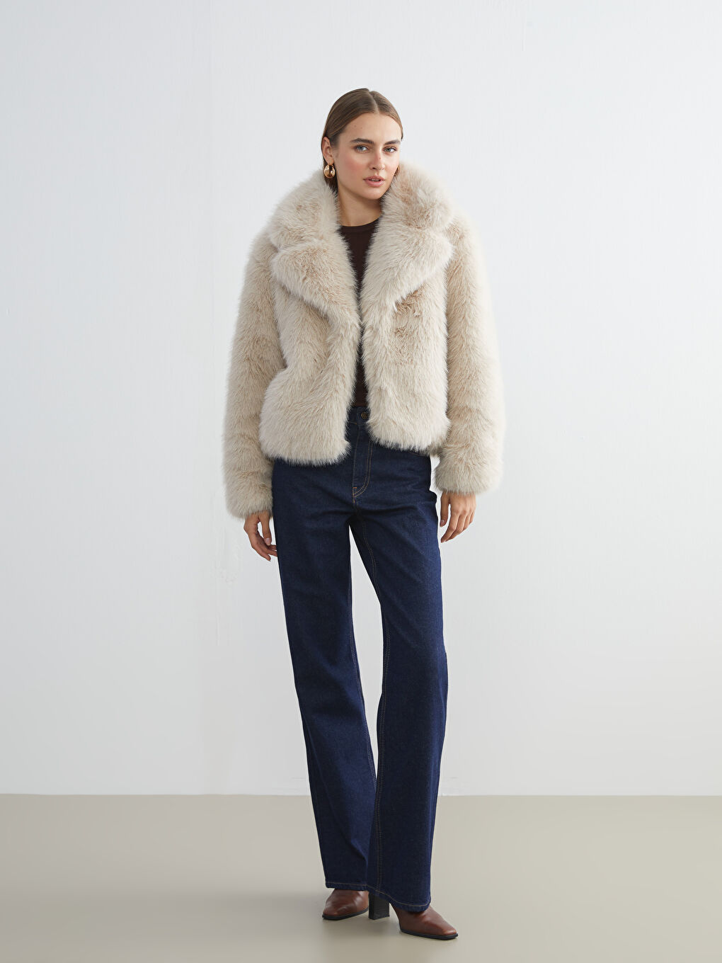 Ekru Ceket Yaka Kadın Kürk Mont-3