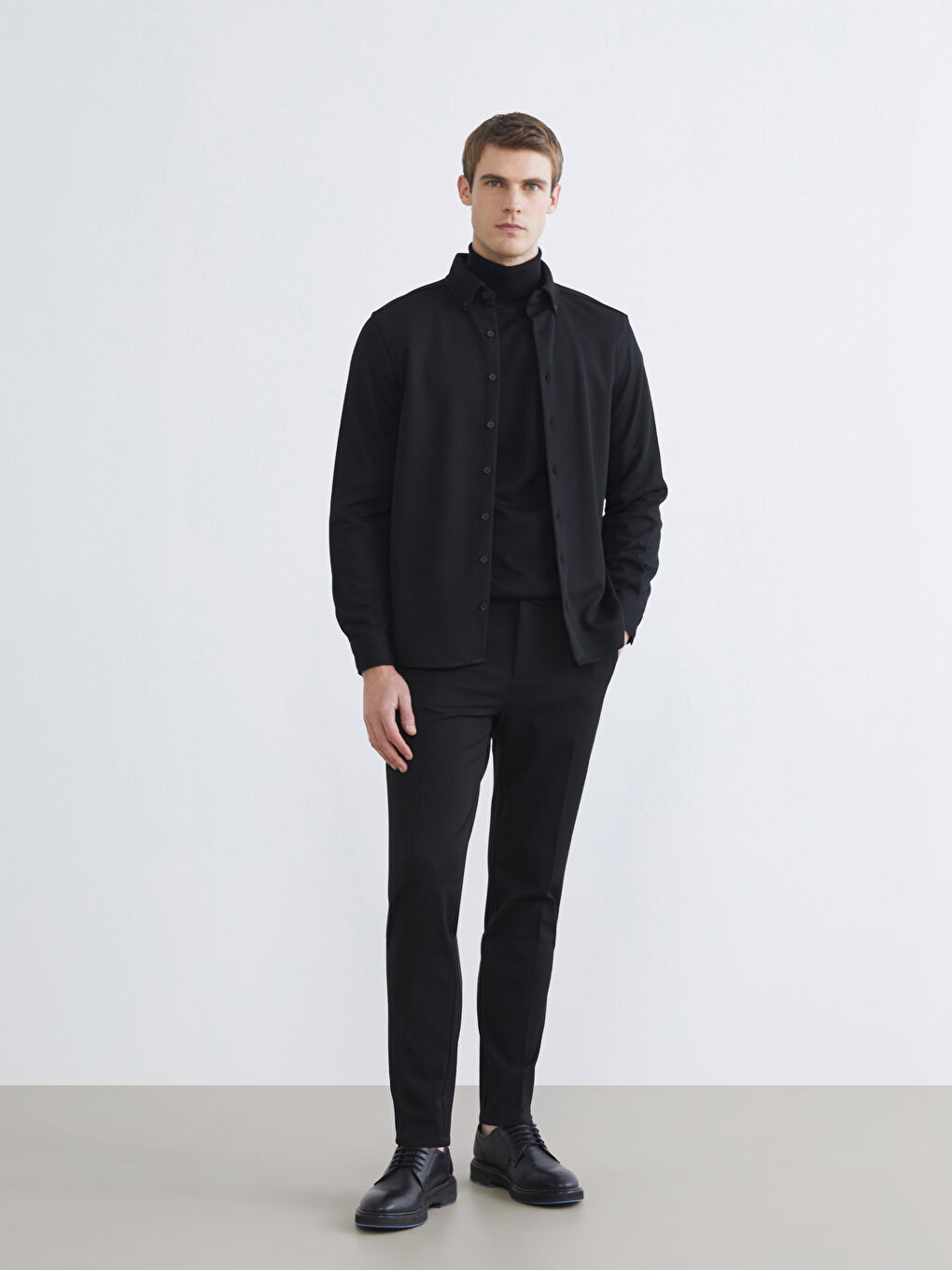 Siyah Regular Fit Desenli Uzun Kollu Erkek Gömlek-1