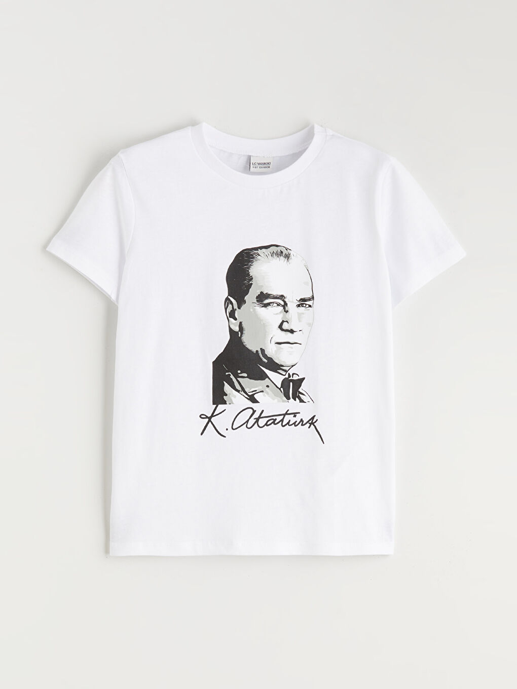 Beyaz Bisiklet Yaka Atatürk Baskılı Kız Çocuk Tişört
