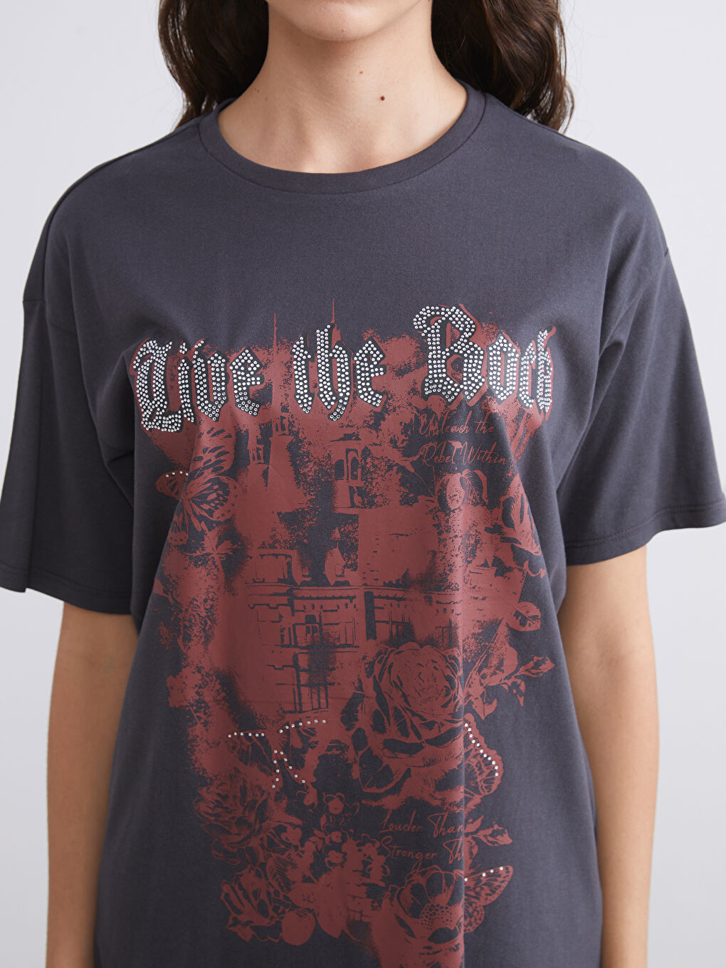 Antrasit Bisiklet Yaka Baskılı Kadın Tişört-2