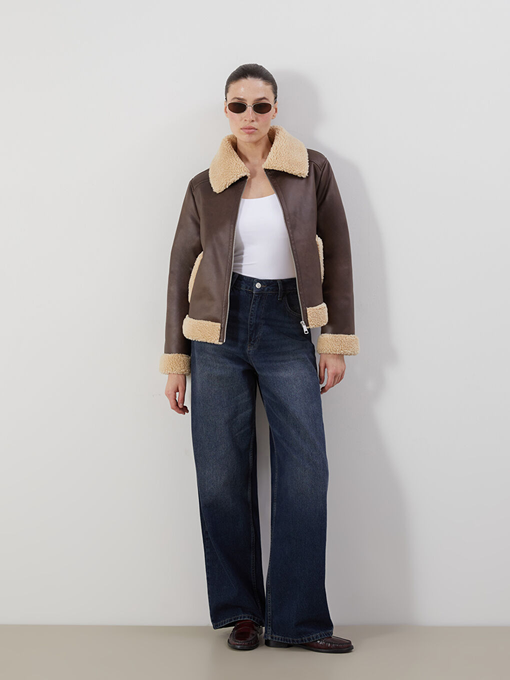 Kahverengi Kürk Yaka Kadın Deri Görünümlü Mont-1