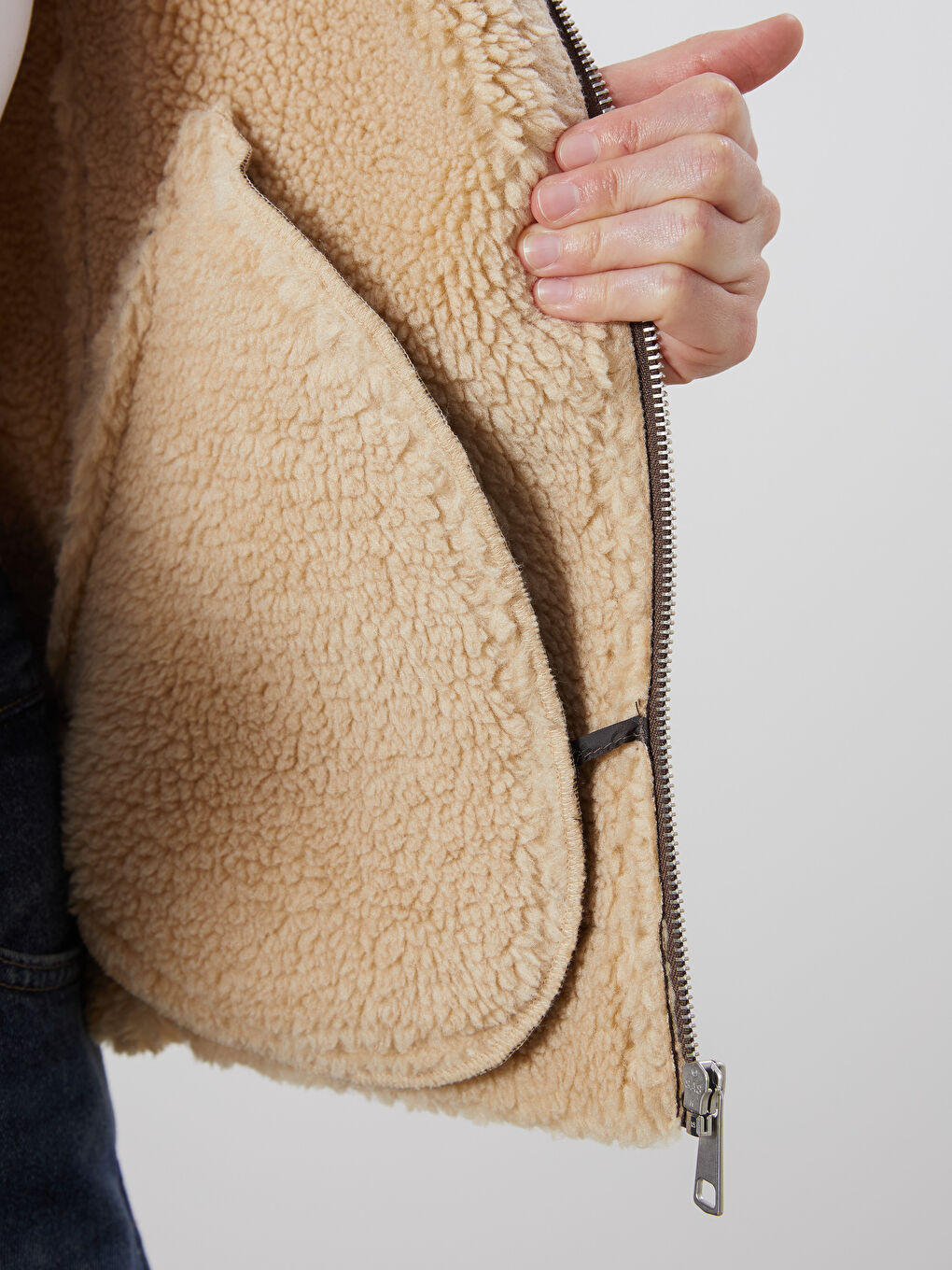 Kahverengi Kürk Yaka Kadın Deri Görünümlü Mont-3