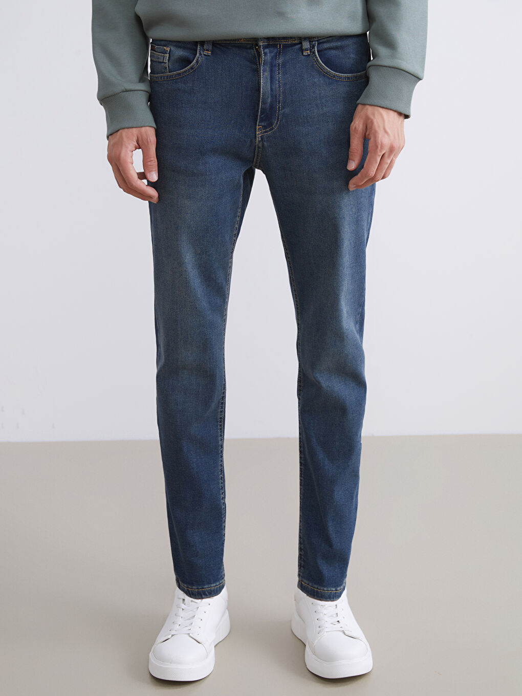 İndigo 730 Havuç Kalıp Erkek Jean Pantolon-1