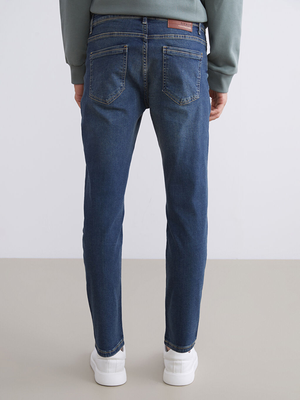 İndigo 730 Havuç Kalıp Erkek Jean Pantolon-3