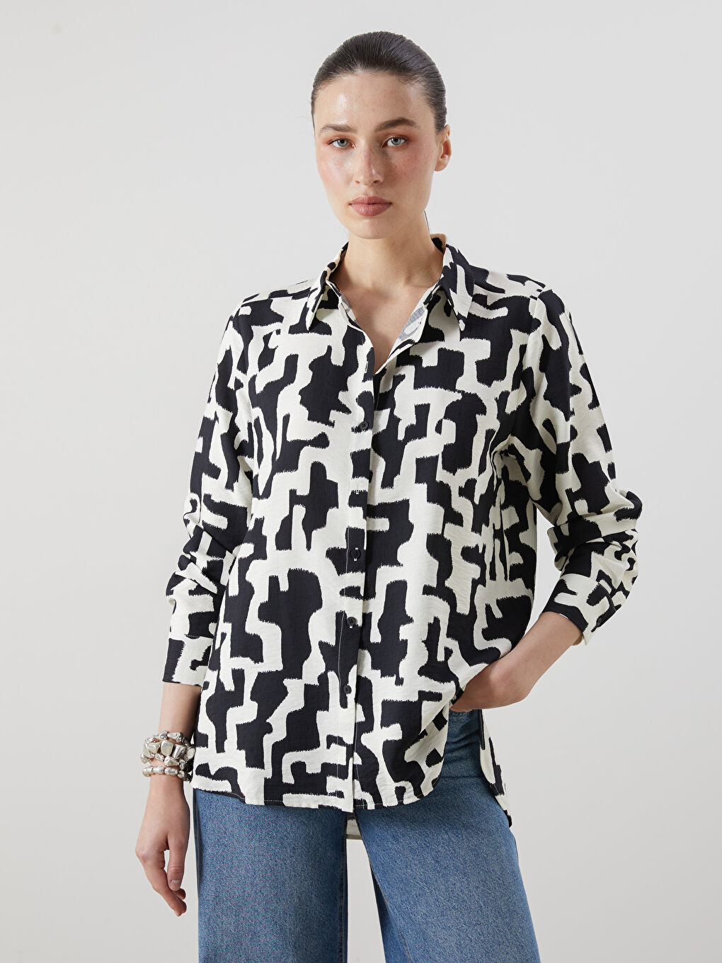 LCWAIKIKI Classic Patterned Women's Shirt -W5DY62Z8-LQJ