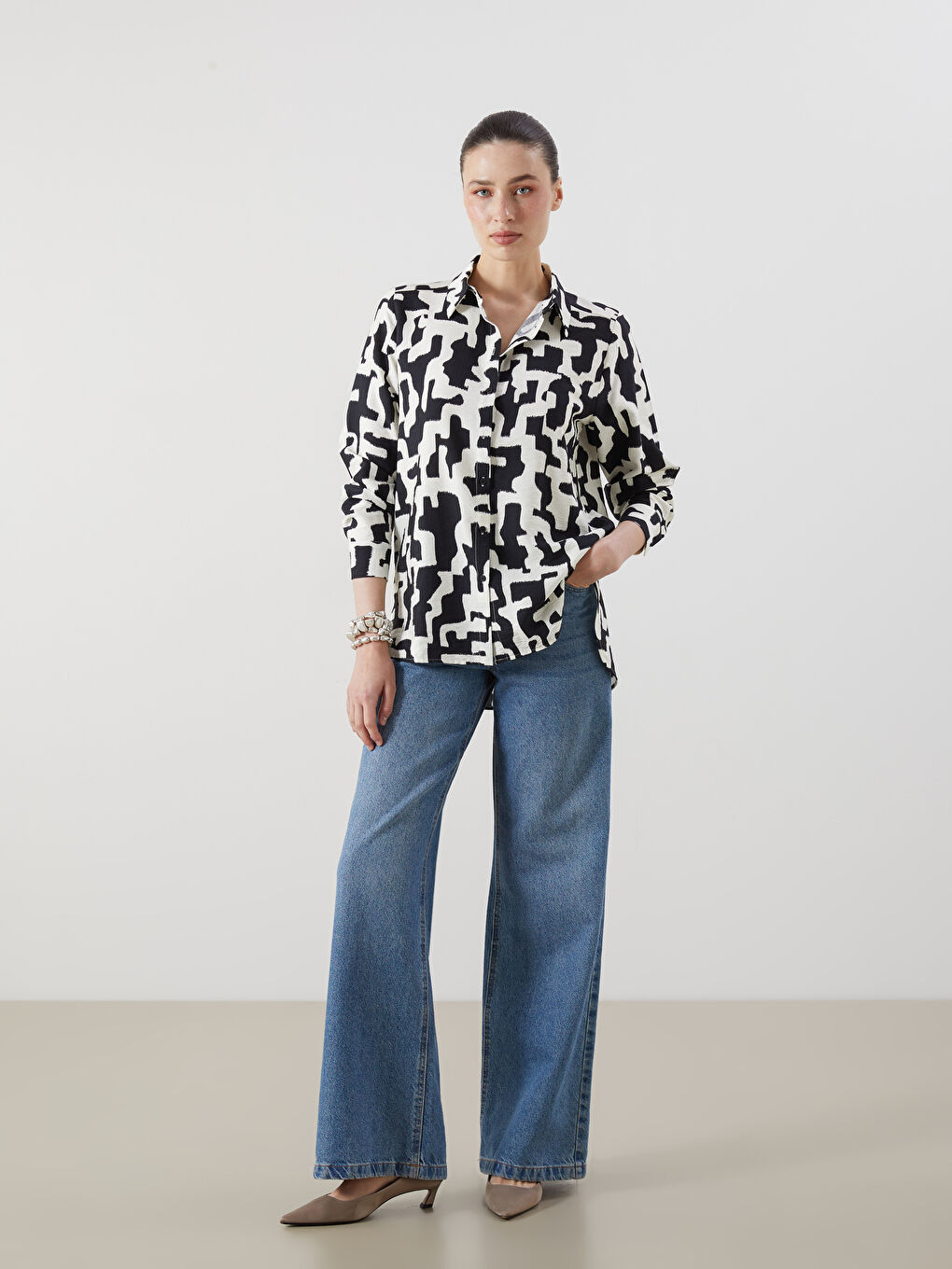 LCWAIKIKI Classic Patterned Women's Shirt -W5DY62Z8-LQJ