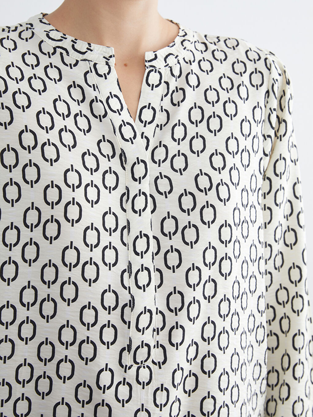Notch Neck Patterned Blouse-2