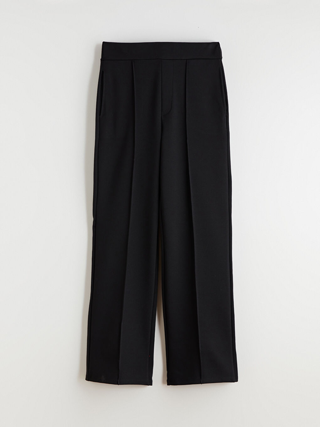 Siyah Dar Fit Geniş Paça Kadın Pantolon-4