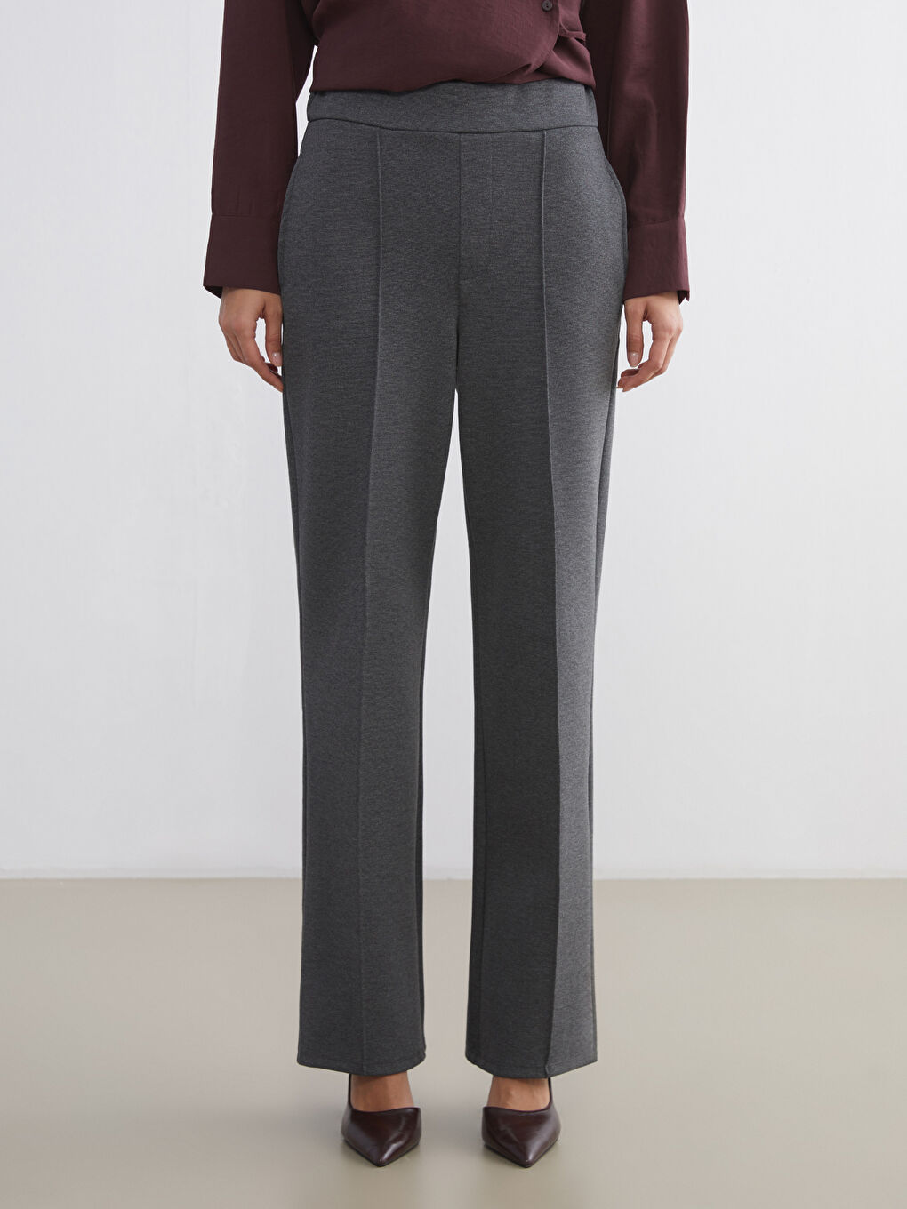 Antrasit Dar Fit Geniş Paça Kadın Pantolon-1