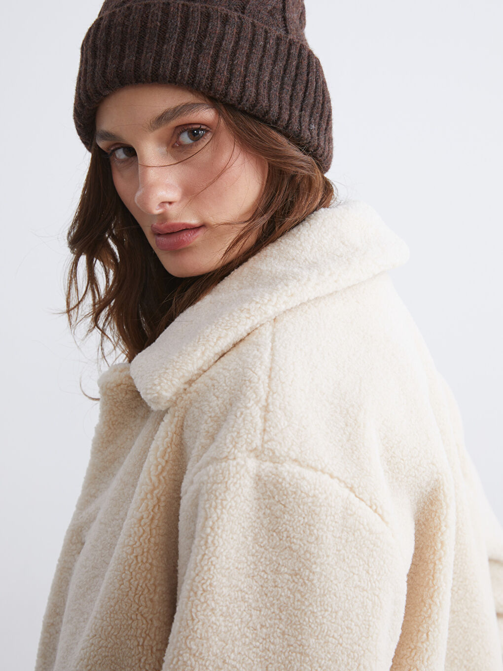 Woman BROWN Beanie
