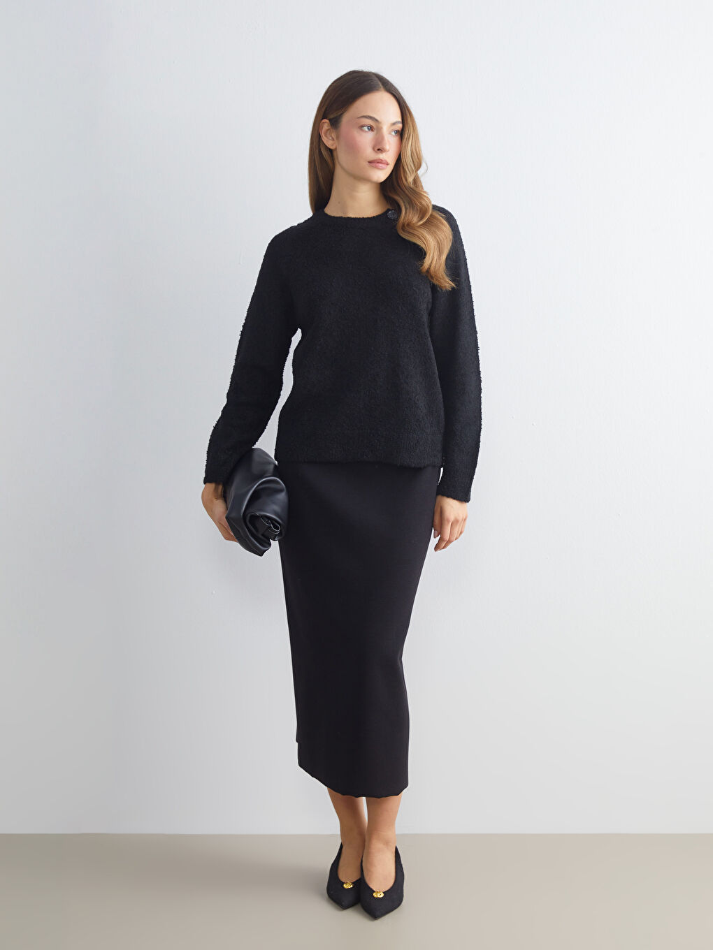 Siyah Beli Lastikli Triko Etek