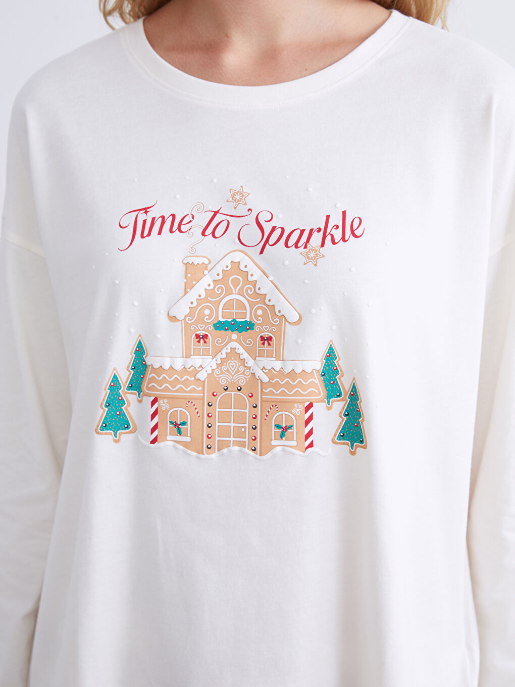 Ekru Bisiklet Yaka Yılbaşı Temalı Kadın Pijama Üstü-2