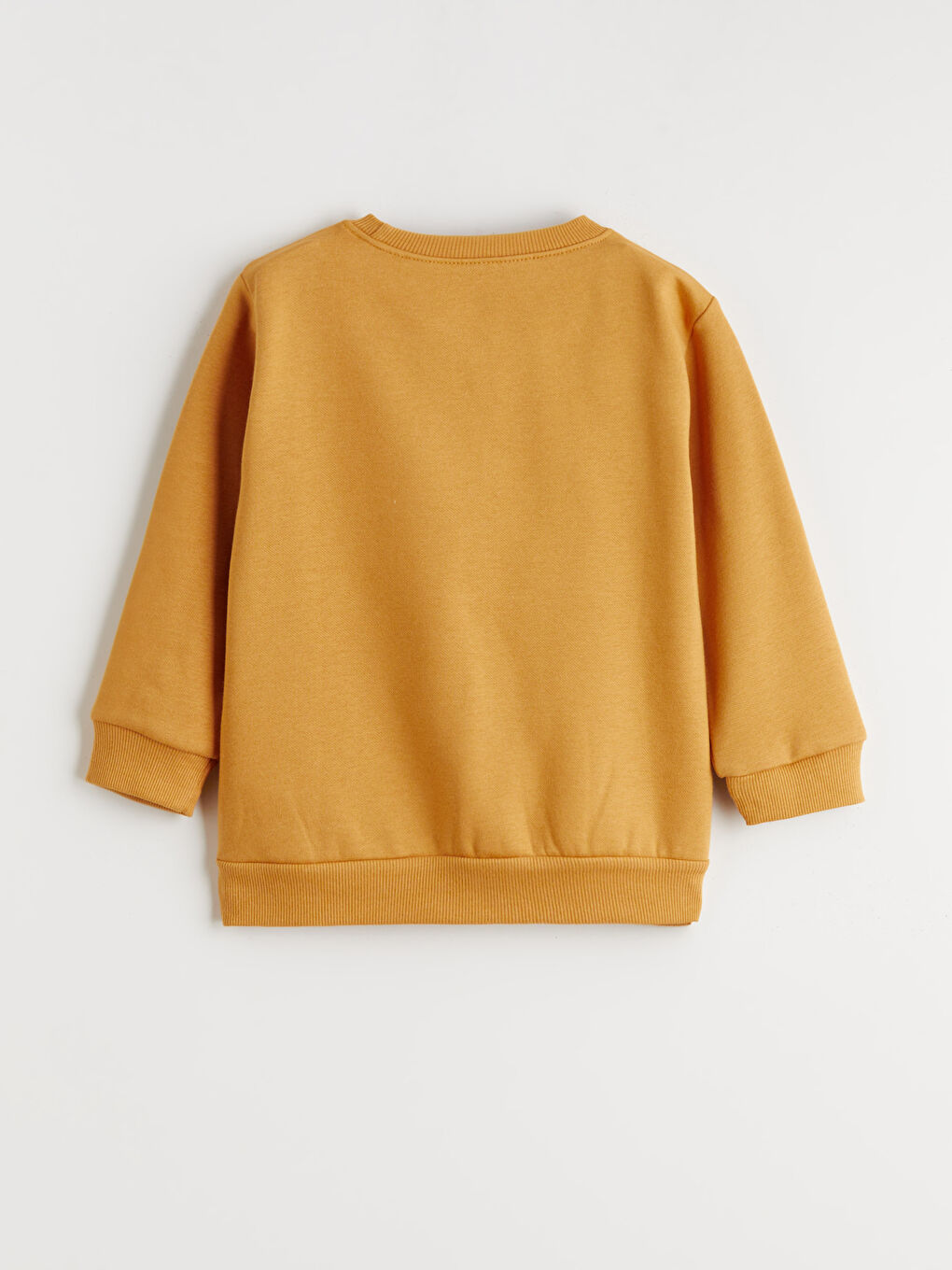 سويت شيرت بياقة دائرية وبنطلون رياضي للأولاد-2