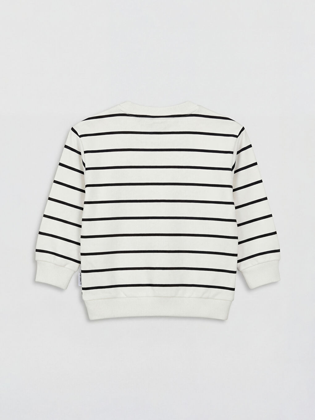 قميص رياضي اسود ولد-1