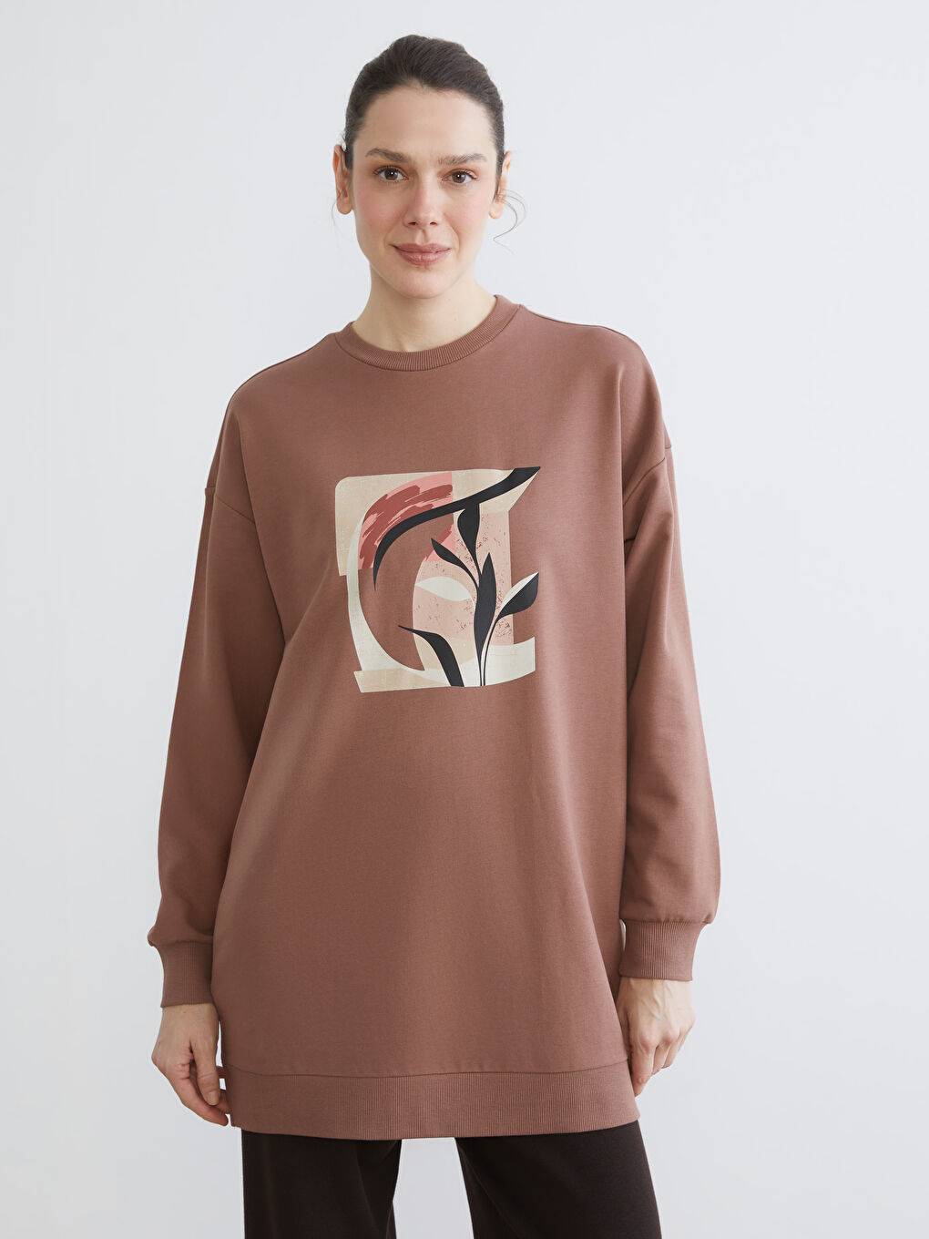 Kahverengi Baskılı Oversize Kadın Sweatshirt Tunik