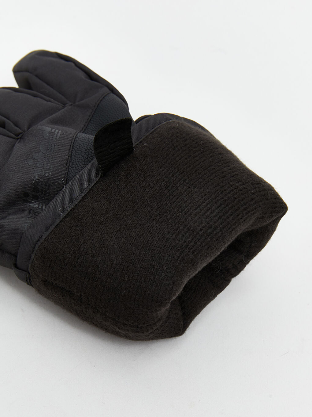 Siyah Kilit Detaylı Erkek Çocuk Eldiven-1