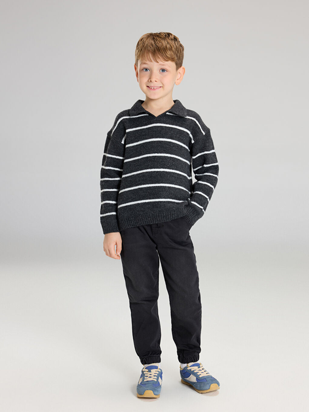 Siyah Beli Lastikli Erkek Çocuk Jogger Jean Pantolon