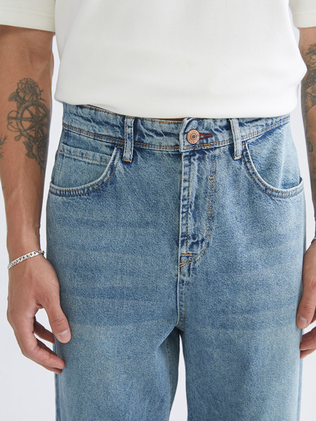 Baggy Fit Men's Jeans-3